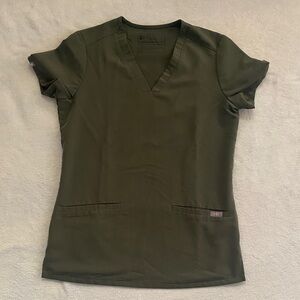 Figs Women's Short Sleeve V-Neck Top in Army Green